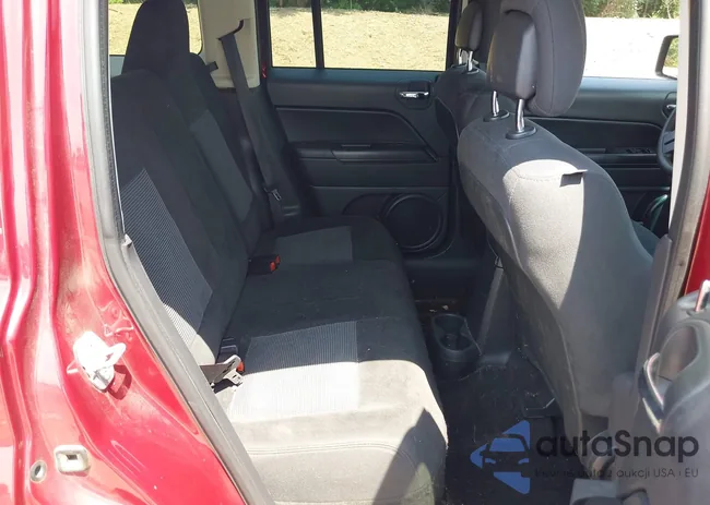 1C4NJPBA2FD350104: 42770666