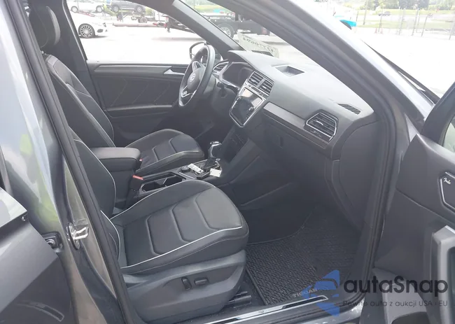 3VV4B7AX4NM136377: 42770694