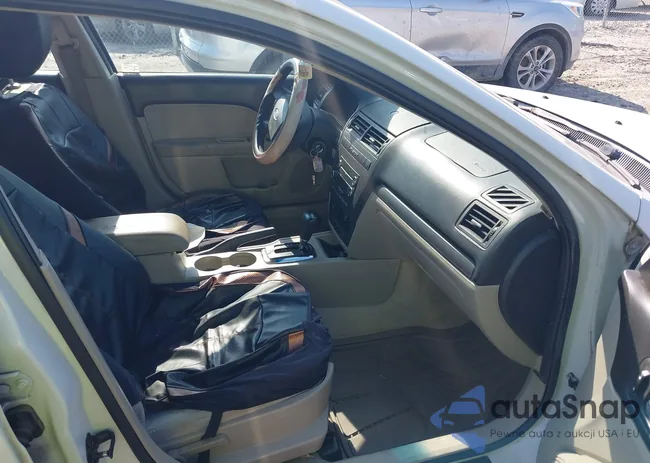 3FAHP06Z19R111034: 42771015