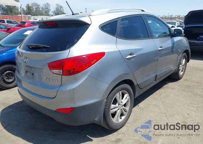 KM8JU3AC7DU568341: 42772105