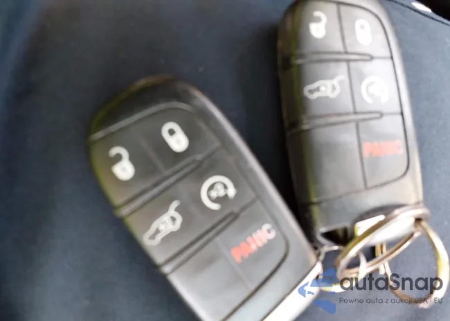 1C4RJFCG4KC706762: 42772250