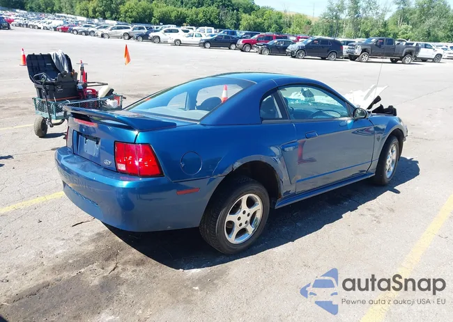 1FAFP4040XF136352: 42772449