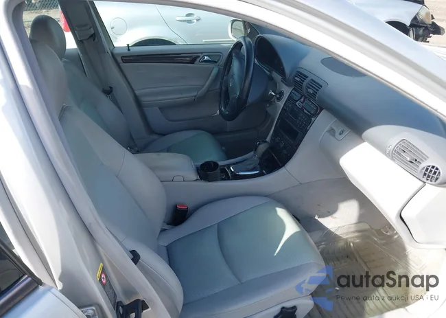 WDBRF81J14F543189: 42771897