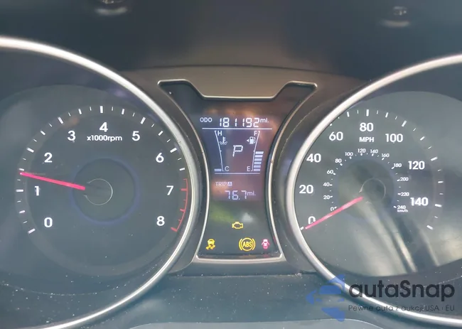 KMHTC6AD0CU053038: 42771992