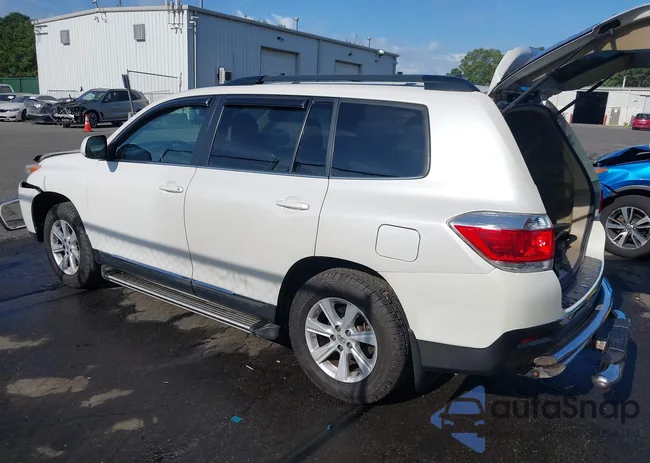 5TDBK3EH6DS217753: 42772018