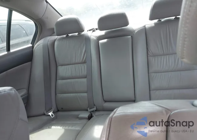 1HGCP26819A115023: 42773139