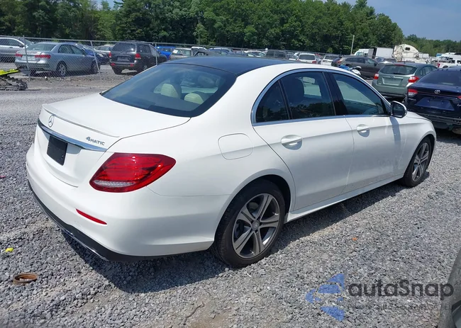 WDDZF4KB6HA121543: 42773296