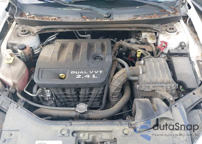 1C3CCBAB0EN142279: 42773544