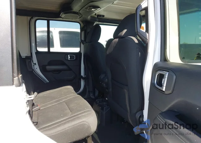 1C4HJXEG8JW246548: 42773576