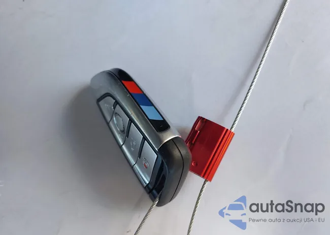 WBSJF0C58JB282011: 42773634