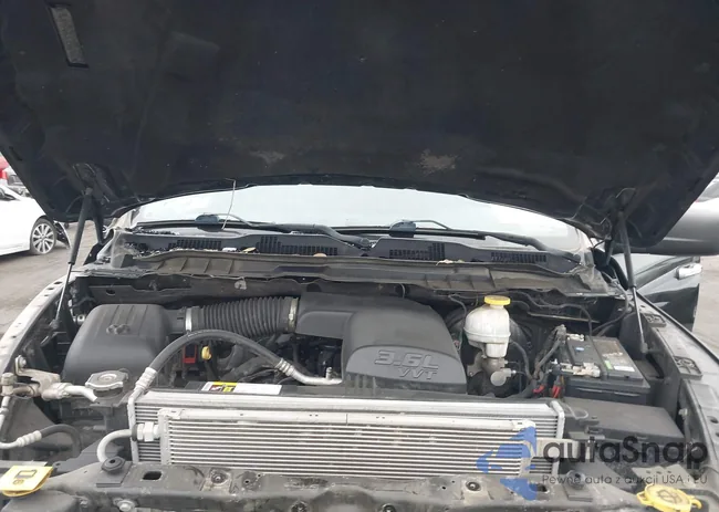 1C6RR7GG1JS319610: 42772697