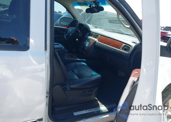 1GNSKCE04DR254140: 42772753