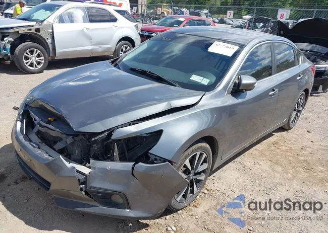 1N4AL3AP1JC195203: 42772819