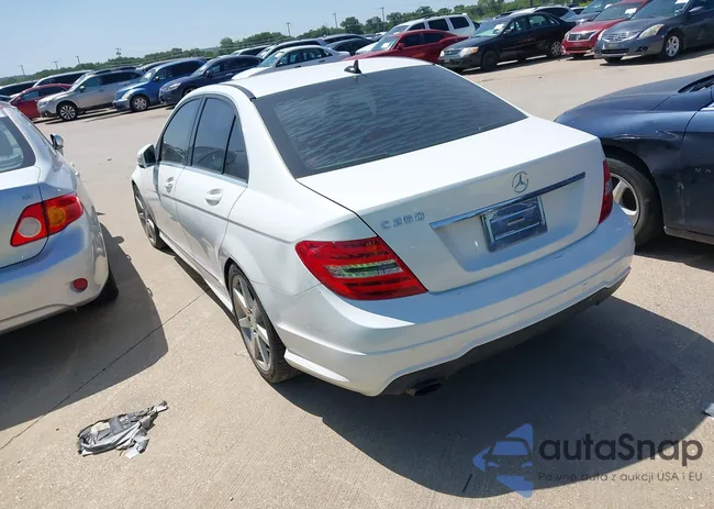 WDDGF4HB7DA784290: 42774081