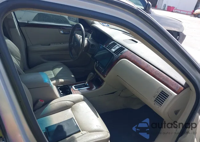 1G6KD57Y26U172377: 42774433