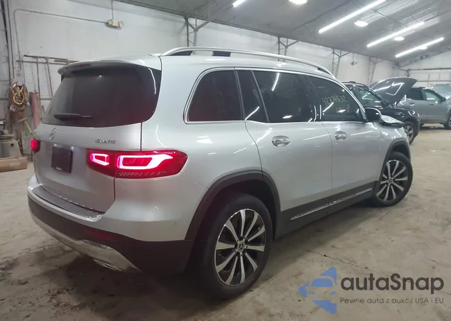 W1N4M4HB9NW237053: 42774532