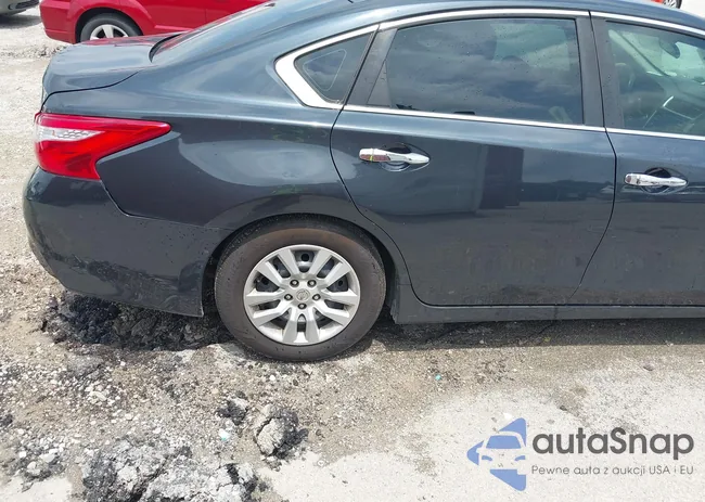 1N4AL3AP0GC205129: 42774554