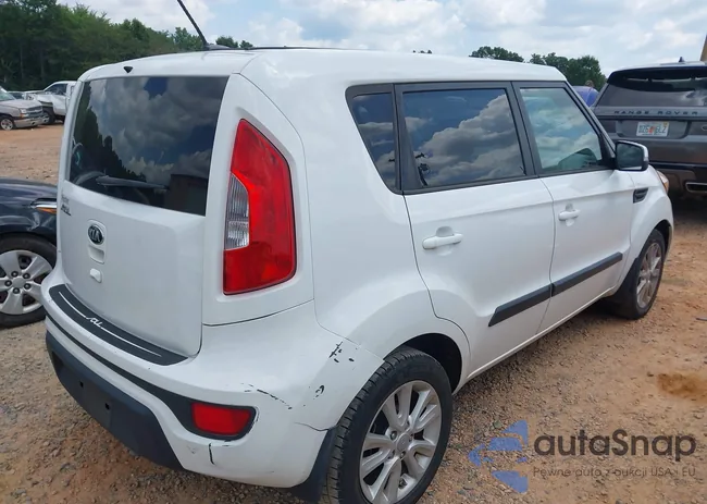 KNDJT2A64D7640199: 42773935