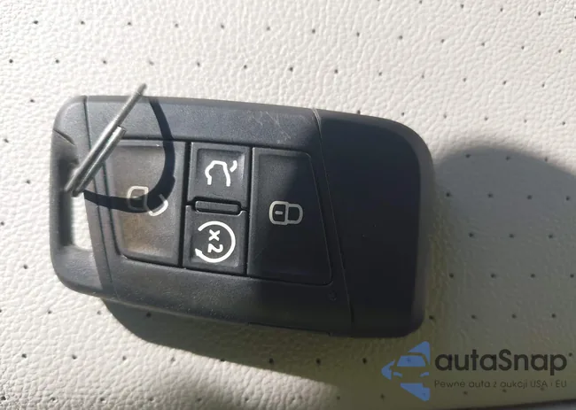 3VV8B7AX3NM122441: 42773959