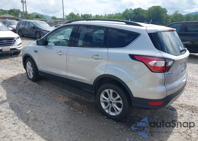 1FMCU9GD9JUB19640: 42775069