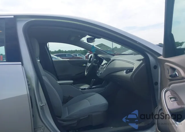 1G1ZD5ST4JF166528: 42775108