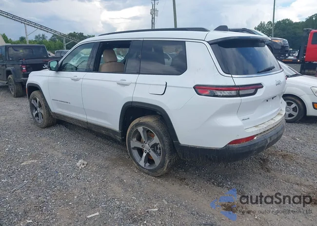 1C4RJKBG7S8702038: 42775459