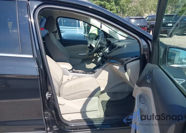 1FMCU9GX0DUA10465: 42775602