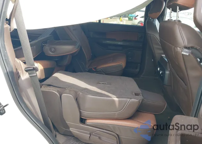 1FMJU1PT1NEA15532: 42774664