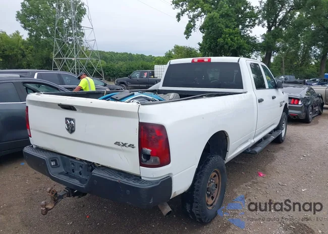 3C6UR5HJ0JG357961: 42774704