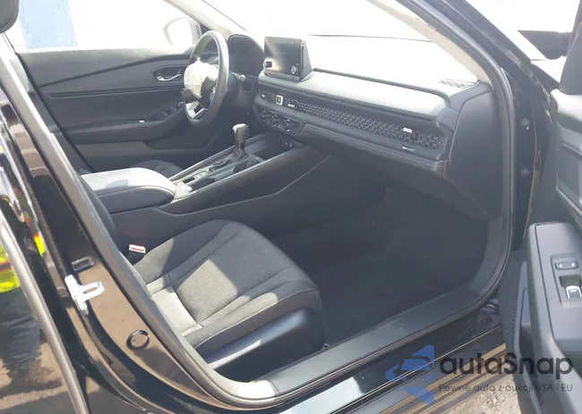 1HGCY1F37PA003321: 42774769