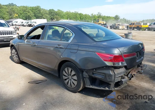 1HGCP2F3XBA155837: 42774833