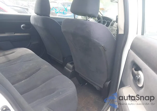 3N1BC13E89L490865: 42774858