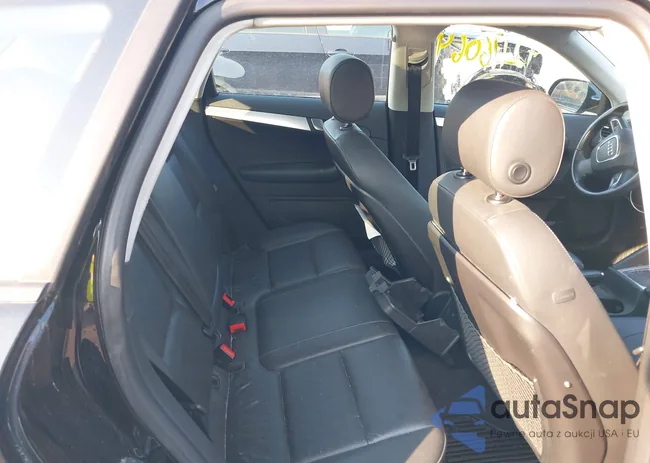 WAUMFAFM7DA027323: 42776064