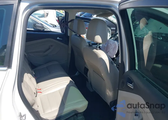 1FADP5FU6HL101757: 42776073