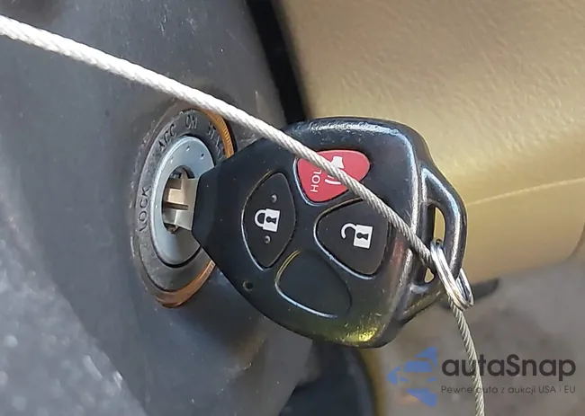 2T3BF4DV4CW181897: 42776104