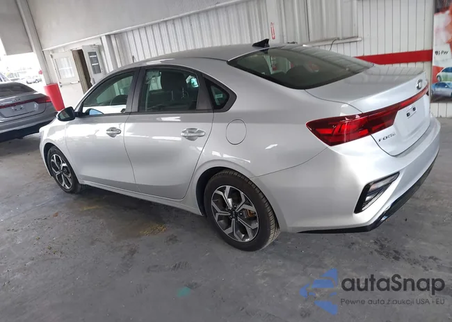 3KPF24AD1LE212365: 42776205