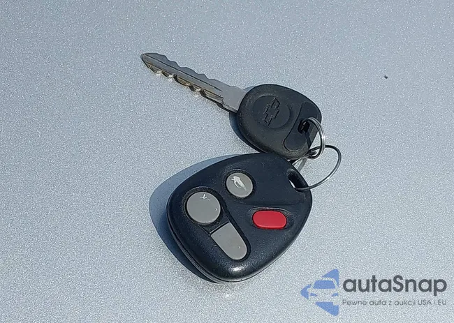 2G1WH52K449252935: 42776265