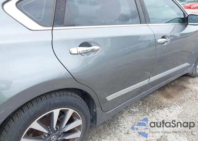 1N4AL3APXGC173211: 42776281