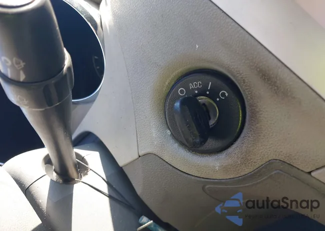 1G1ZB5E01CF137143: 42776308