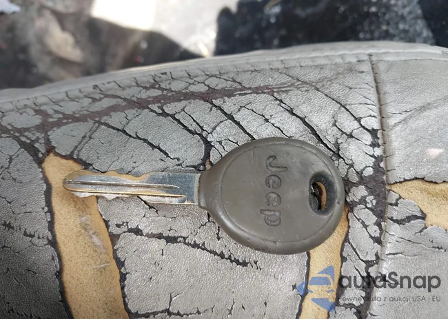 1J4GL58KX2W222872: 42776505