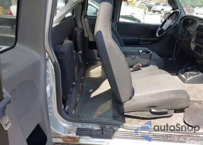 1FTYR44V53TA19216: 42775762