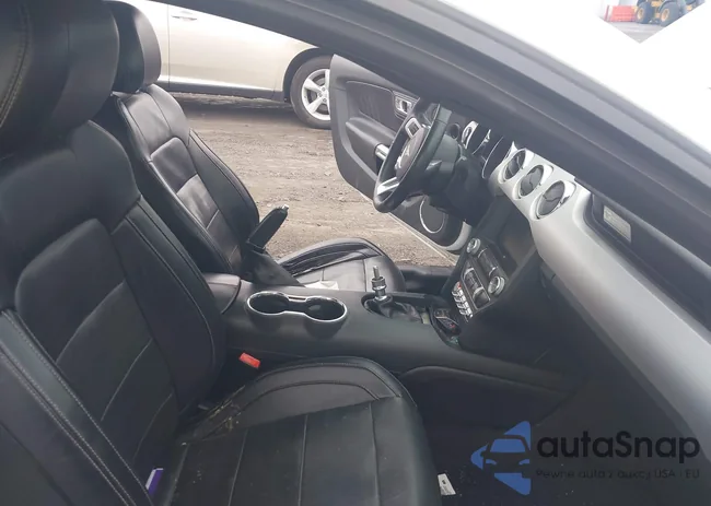 1FA6P8CFXF5407930: 42775769