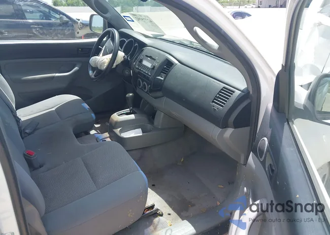 5TENX22N28Z520864: 42775992