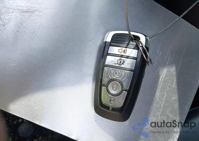 1FMCU9H69MUB35132: 42777005