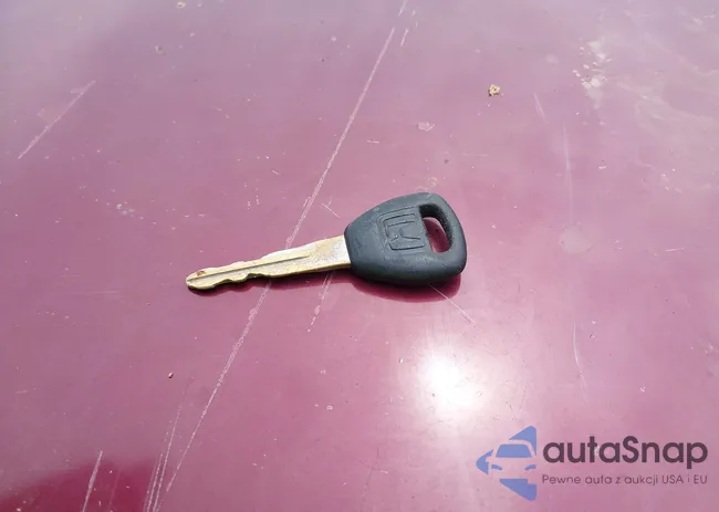 2HGES16542H515589: 42777077