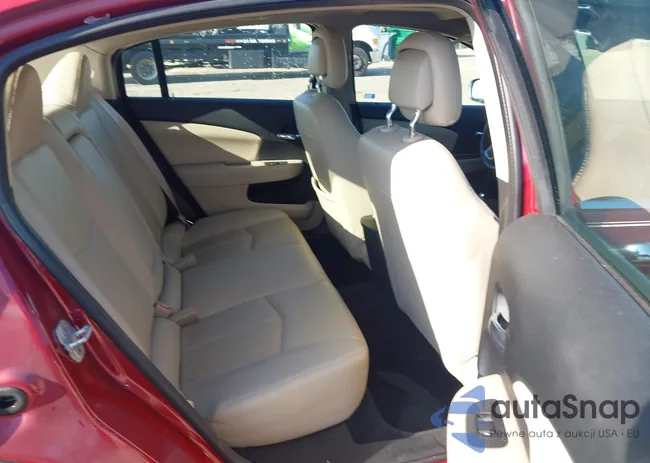 1C3BC2FG7BN527205: 42777100