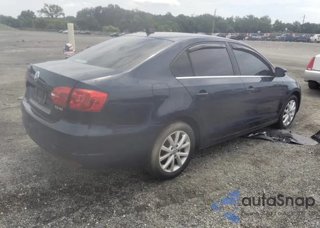 3VWDP7AJ5DM356022: 42777153