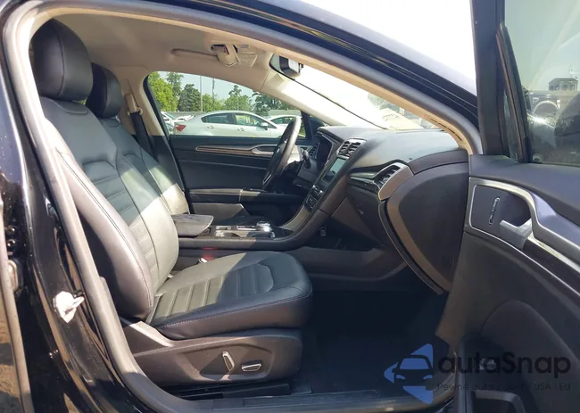 3FA6P0T93HR218998: 42777254