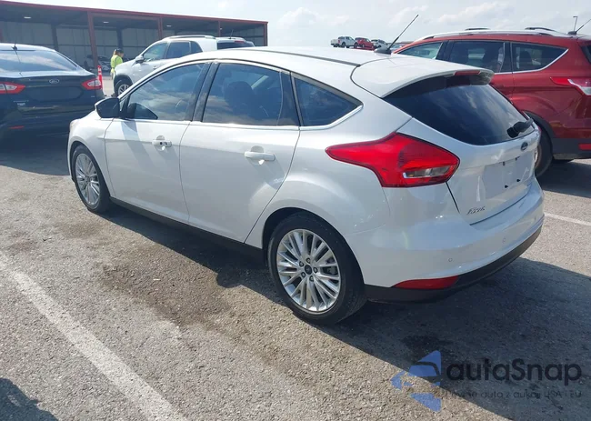 1FADP3N2XHL295925: 42777261