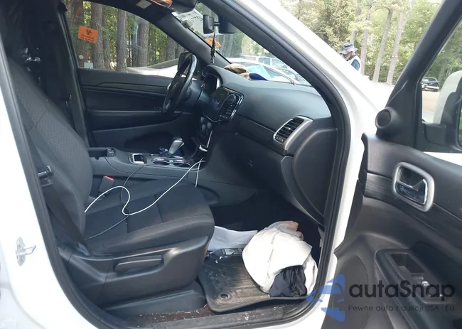 1C4RJEAG8KC558211: 42777419